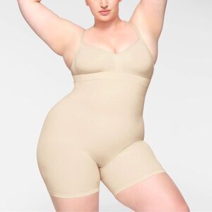 Skims Nude Mid-Thigh Bodysuit W/ Open Gusset